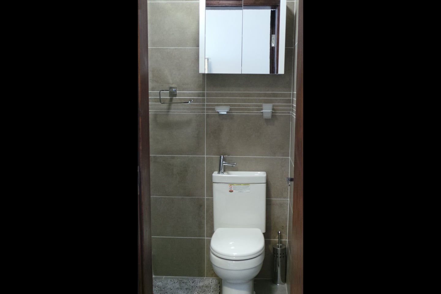 Studio Flat, Paisley Road West, G51 photo 5