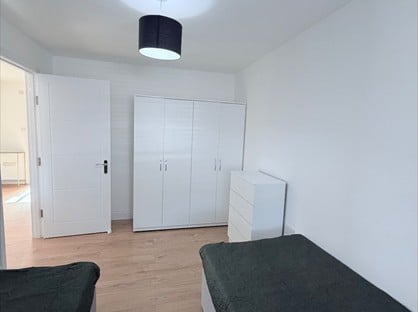 Room in a Shared House, Dunnock Road, E6