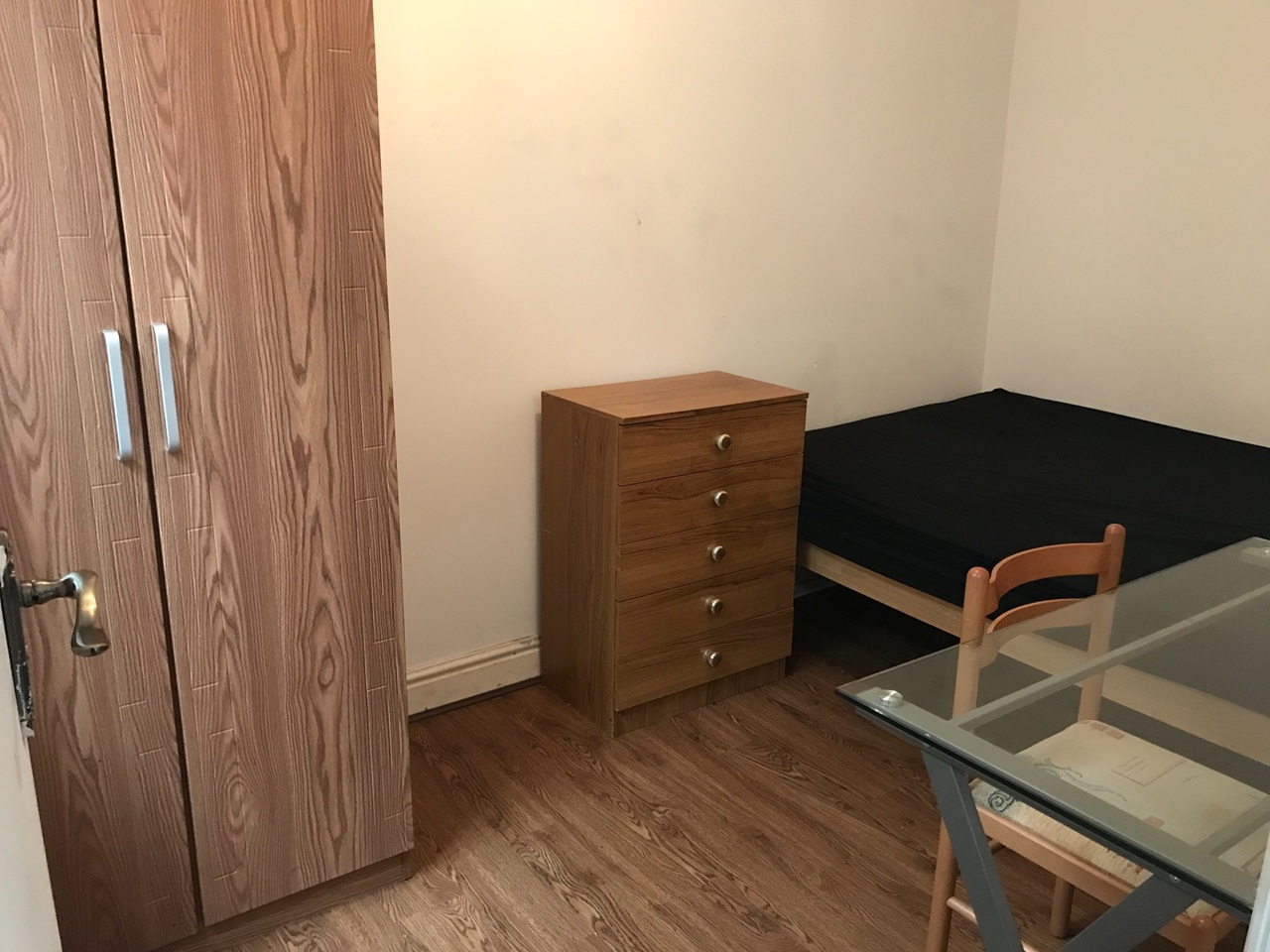 Room in a Shared Flat, Stockport Road, M12