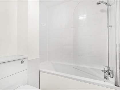 2 Bed Flat, The Dell, SO15