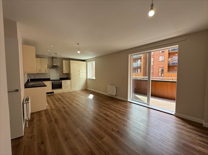 2 Bed Flat, Callender Road, DA8