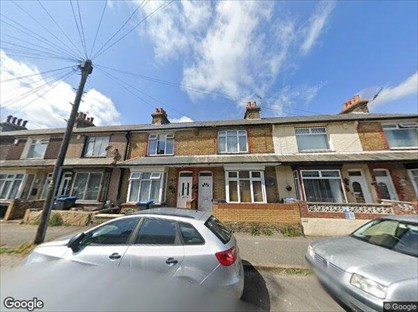 3 Bed Terraced House, Cheriton Avenue, CT12