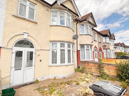 3 Bed Terraced House, South Park Road, IG1