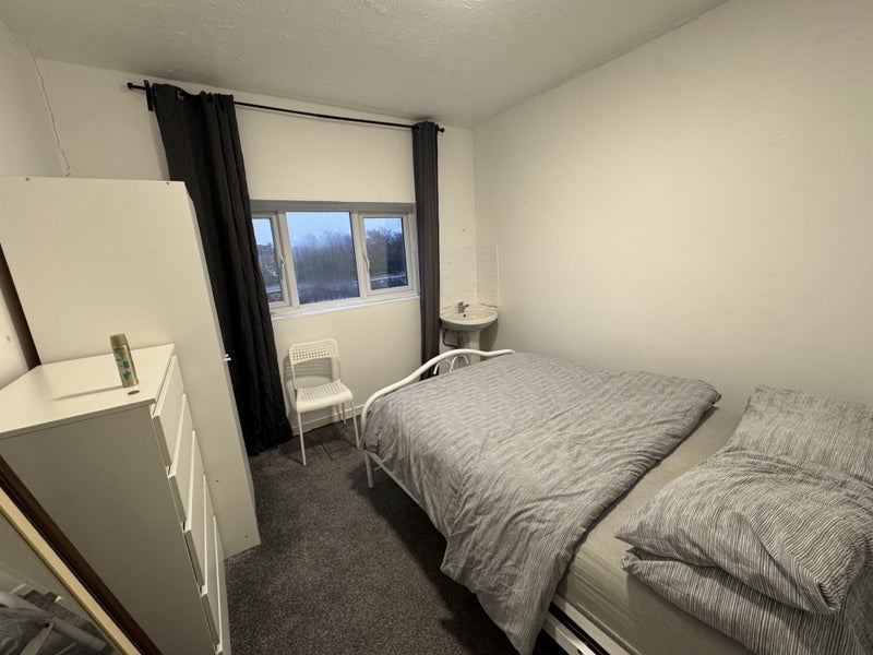 Room in a Shared House, Tennyson Road, SO17