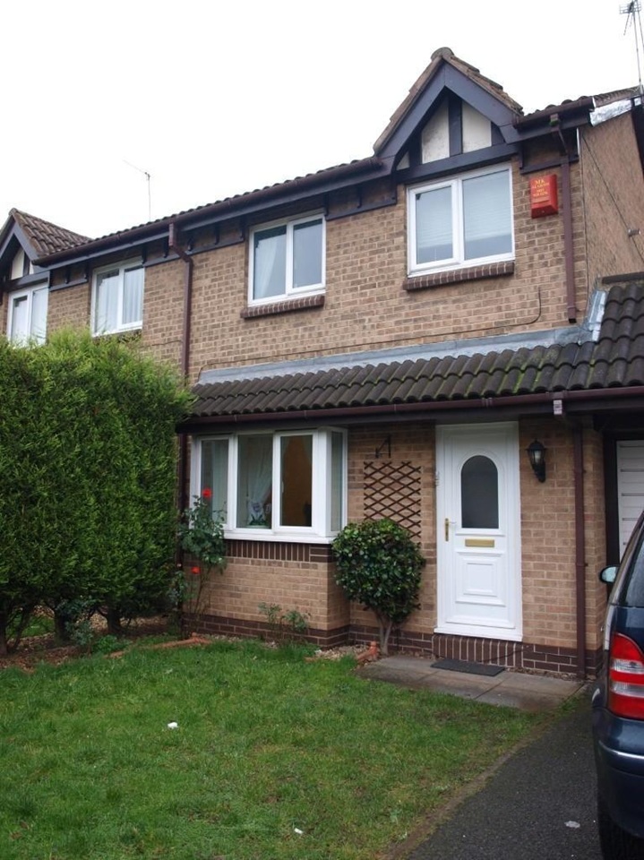 3 Bed Semi-Detached House, Trafford Gardens, NG8