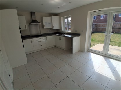 3 Bed Semi-Detached House, Standingwood Road, CH65