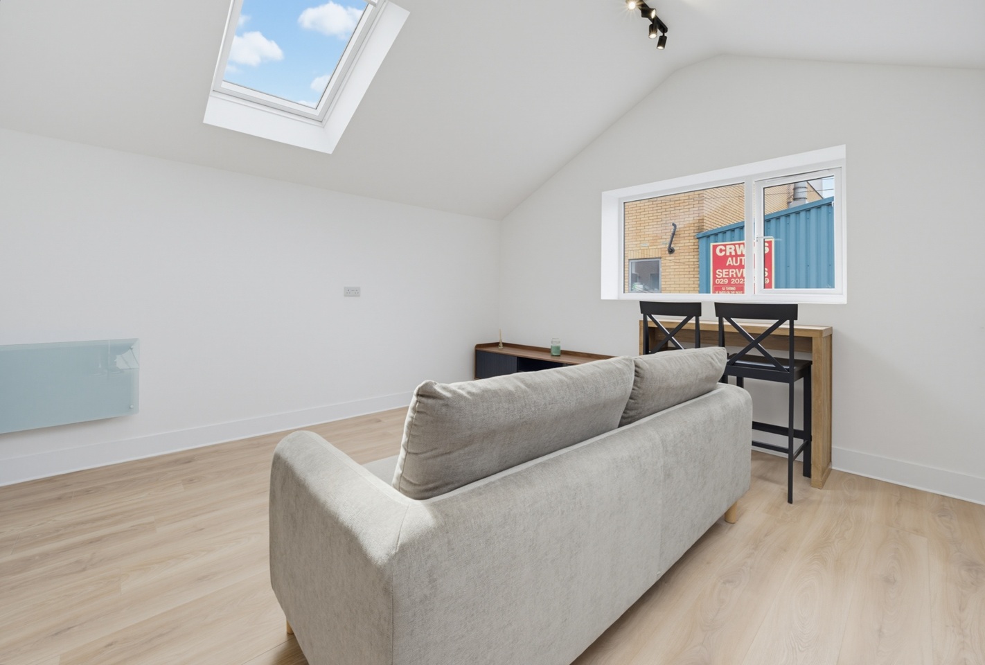 1 Bed Flat, Crwys Road, CF24 photo 3