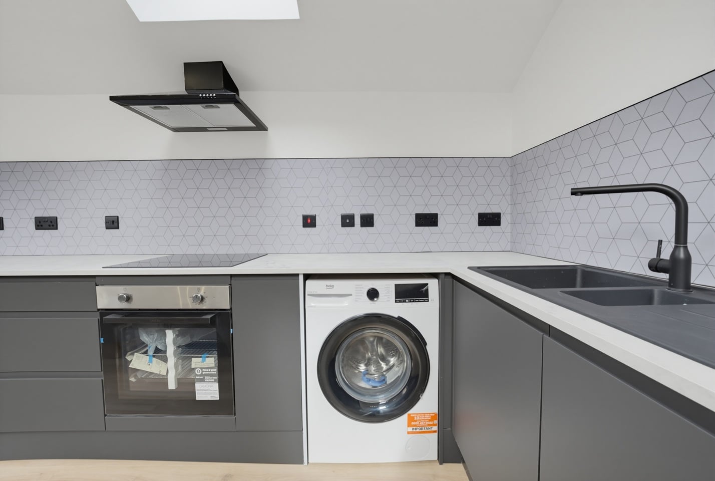 1 Bed Flat, Crwys Road, CF24 photo 4