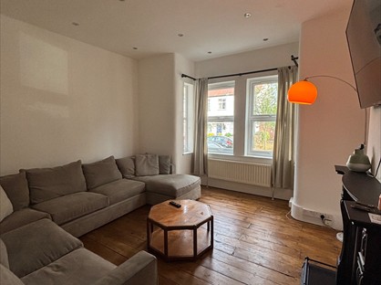2 Bed Maisonette, Murray Road, W5