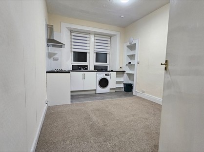 1 Bed Flat, Espedair Street, PA2