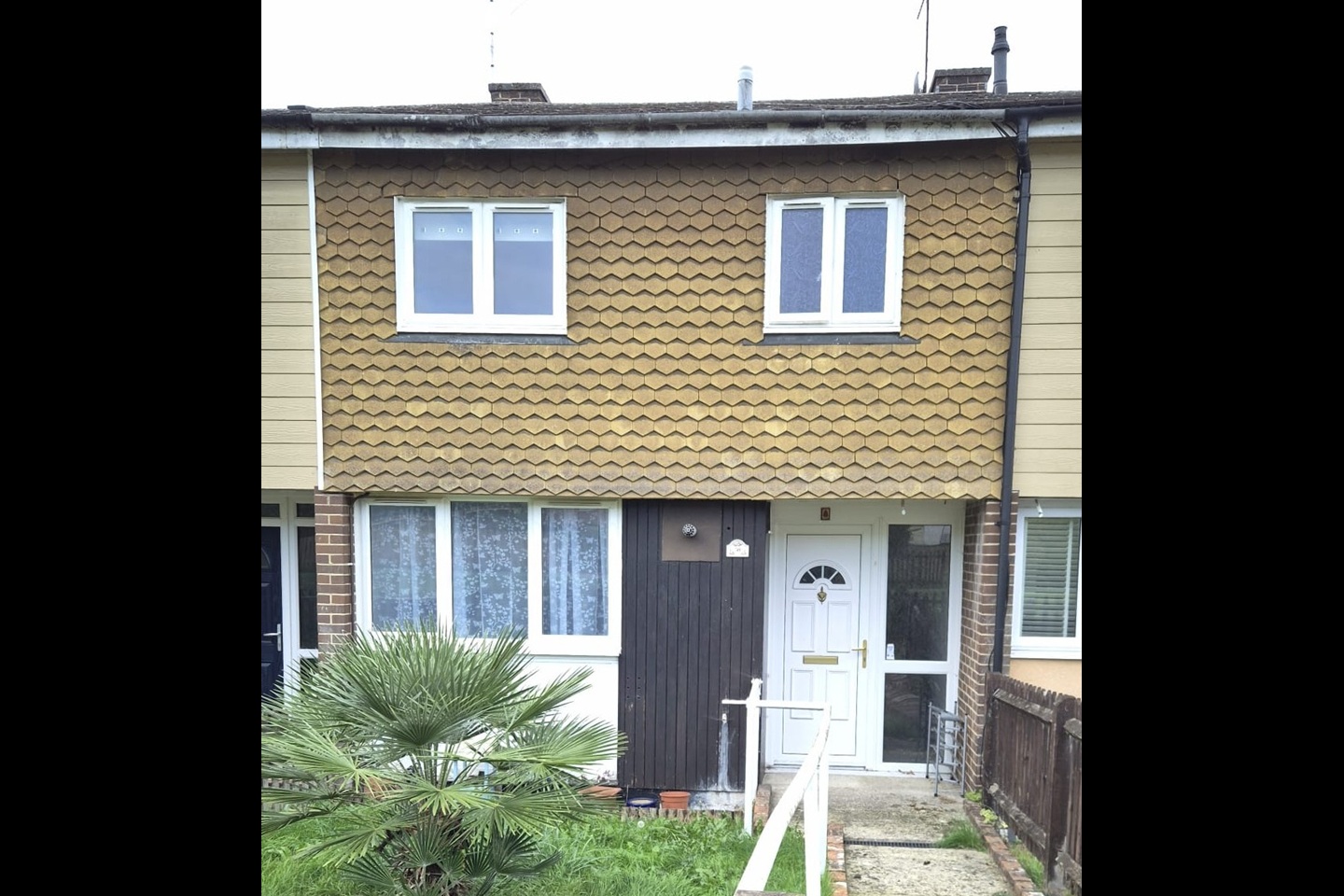3 Bed Terraced House, Eldart Close, RG30
