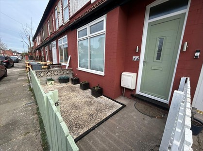 3 Bed Terraced House, Elmsworth Avenue, M19