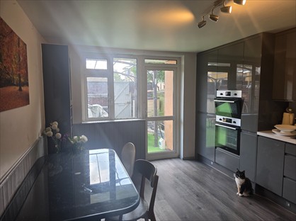 Room in a Shared House, Eldridge Close, TW14