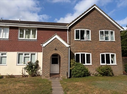 1 bed flat/apartment for rent in 1 Bed Flat, Church Crookham, GU51