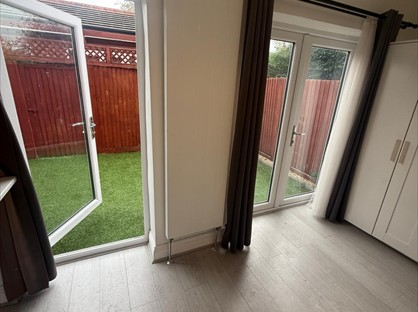 Studio Flat, Birchway, UB3
