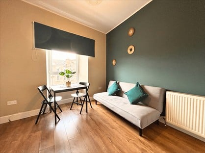 1 Bed Flat, Edinburgh, EH3