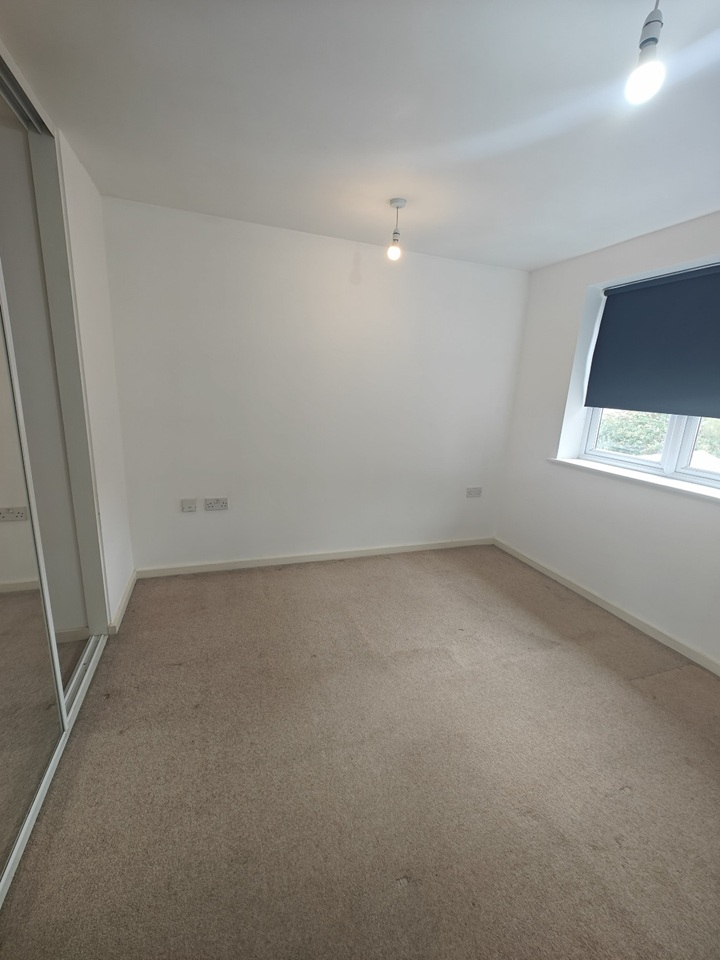 1 Bed Flat, Phillimore Road, SO16 photo 4