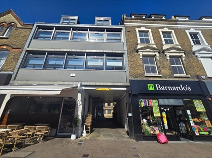 1 Bed Flat, High St, BR1