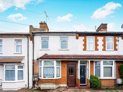 3 bed terraced house for rent in 3 Bed Terraced House, Frailey Hill, GU22
