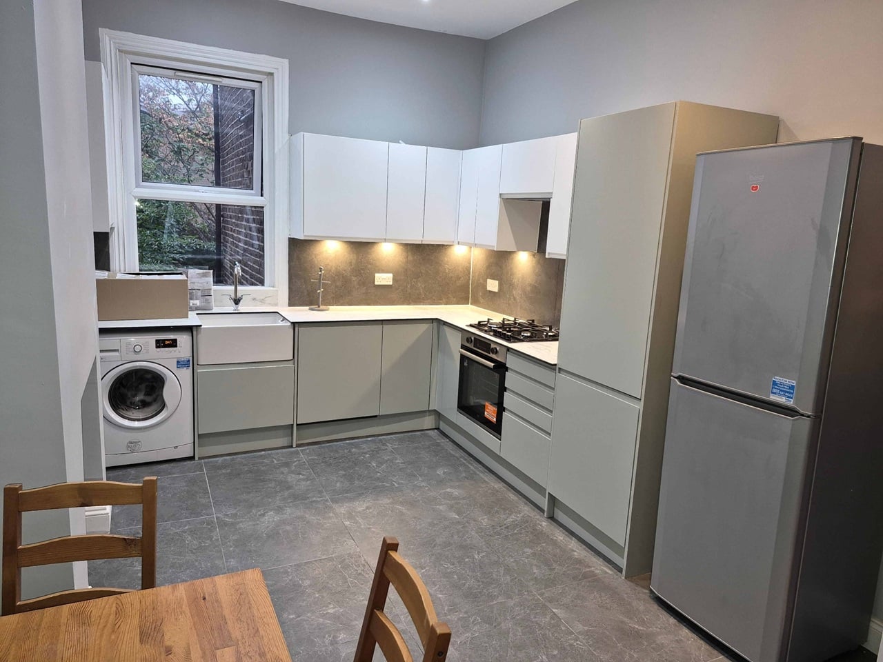 3 Bed Maisonette, Haselrigge Road, SW4