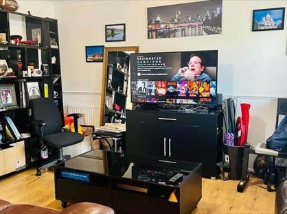 Room in a Shared House, Aldington Close, RM8