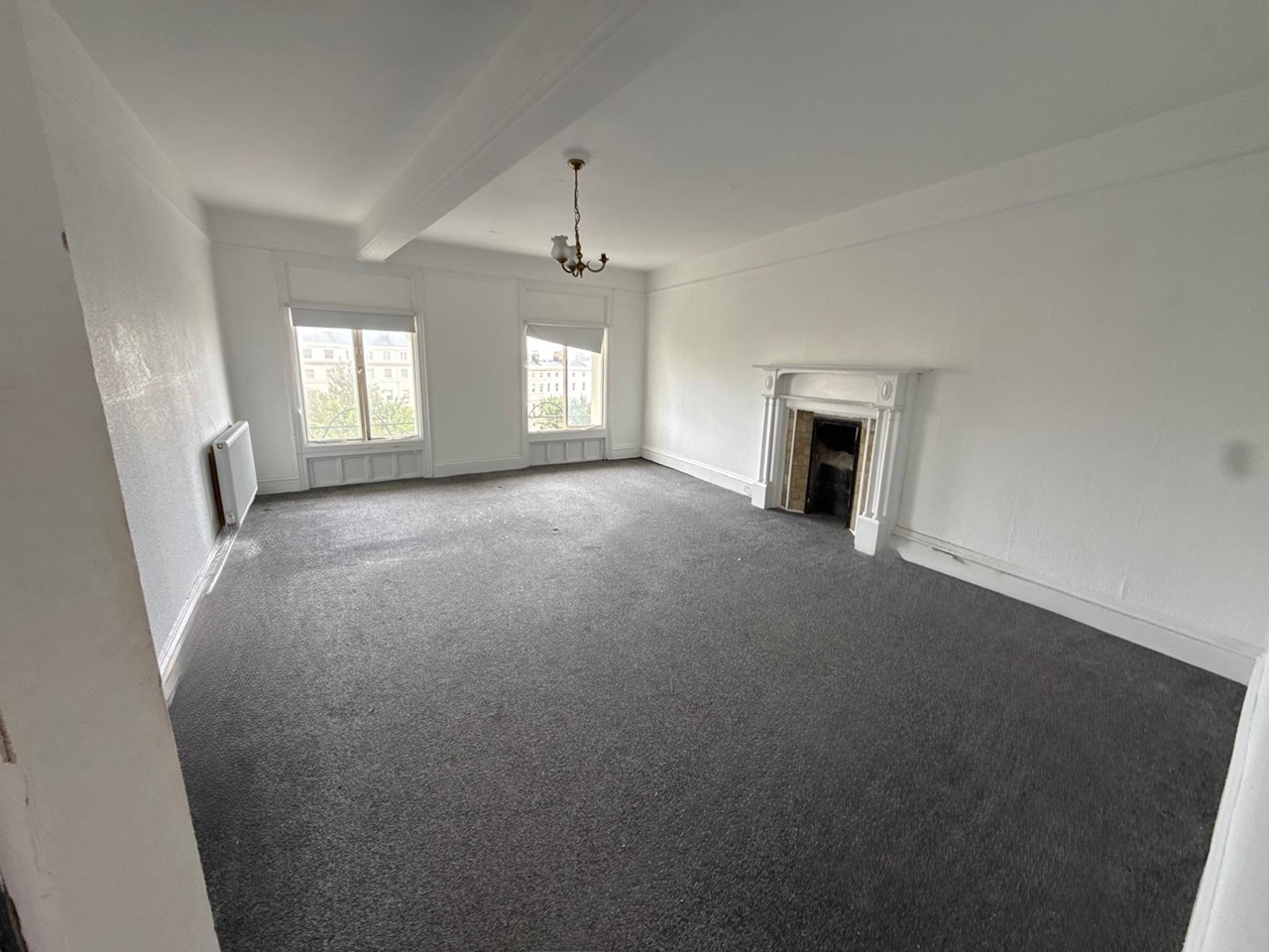 4 Bed Flat, White Court, BN3 photo 4