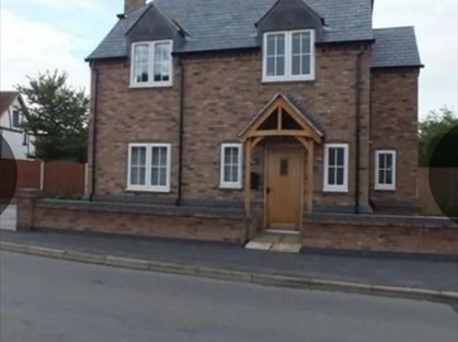 3 Bed Detached House, King Edward St, DN9