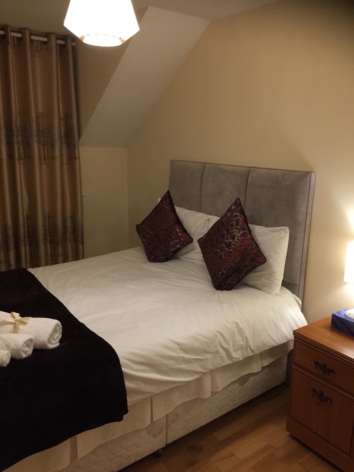 2 Bed Flat, Penarth Road, CF11 photo 4