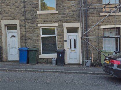 2 Bed Terraced House, Hudrake, BB4