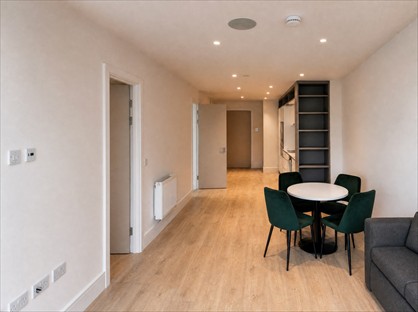 2 Bed Flat, Capella Court, CR8