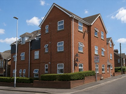 1 bed flat/apartment for rent in 1 Bed Flat, Sea View Road, BH12