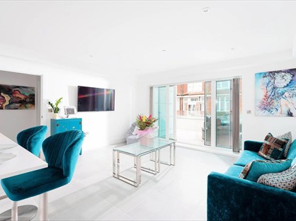 1 Bed Flat, Narrowcliff, TR7