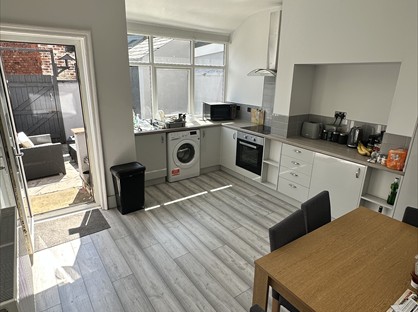 2 Bed Terraced House, Newcastle Avenue, FY3
