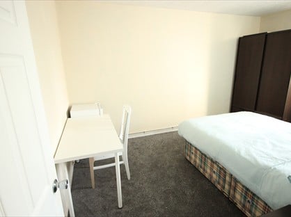 Room in a Shared House, Market Square, E14