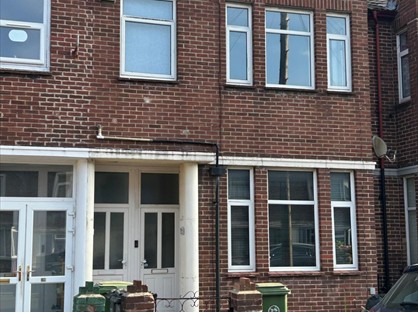 2 Bed Flat, North End, PO2
