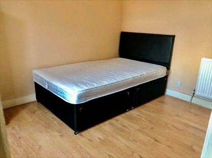 Room in a Shared House, Elswick St, SW6