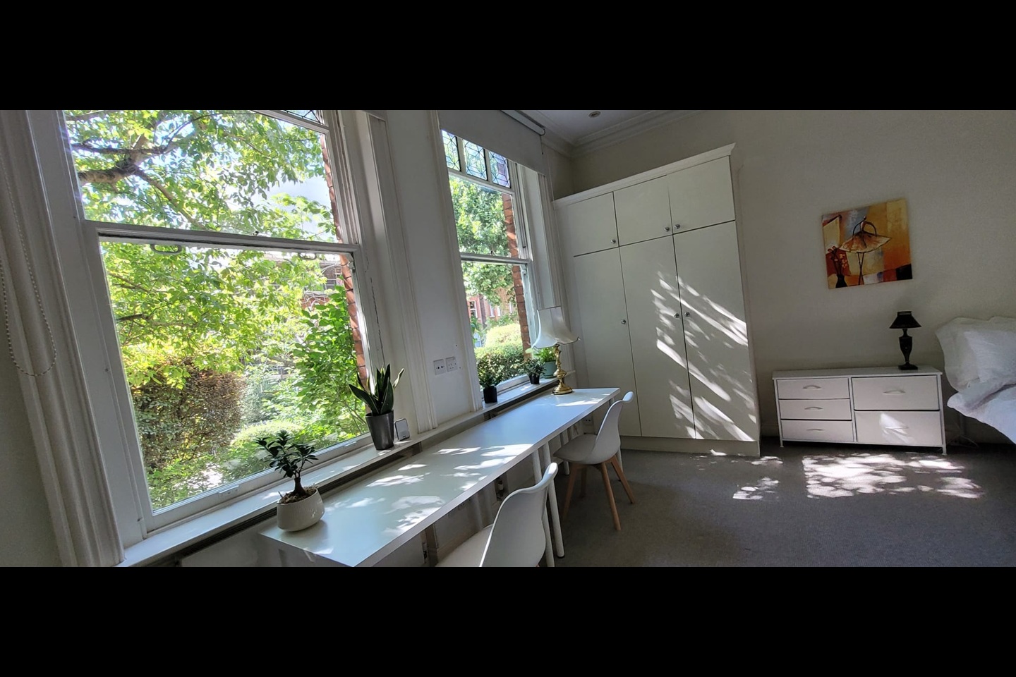 Studio Flat, Netherhall Gardens, NW3 photo 4