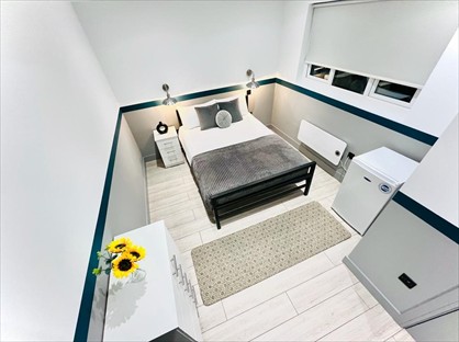 Studio Flat, Larbert Road, SW16