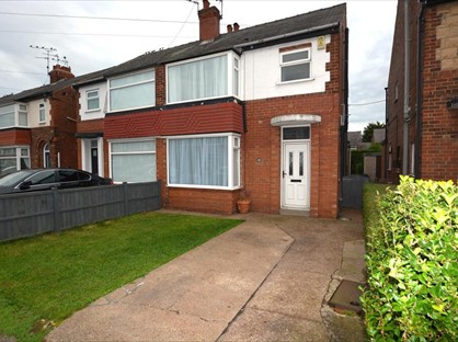 3 Bed Semi-Detached House, Wivelsfield Road, DN4