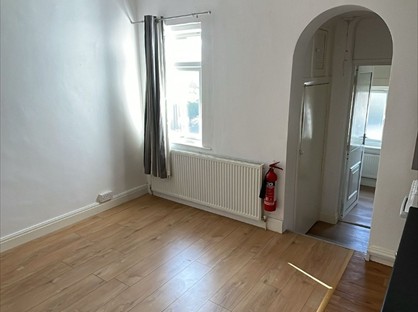 1 Bed Flat, Worplesdon Road, GU2