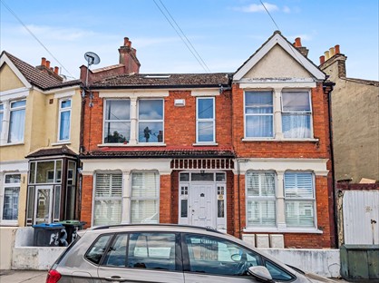 3 Bed Flat, Heathview Road, CR7