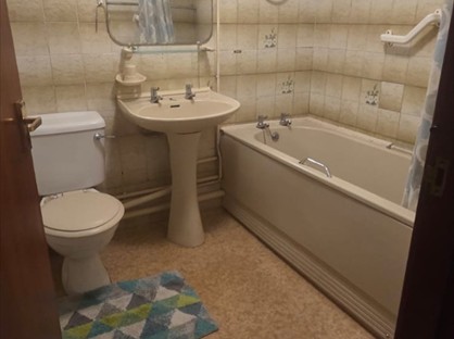 1 Bed Flat, Brunel Court, SA1
