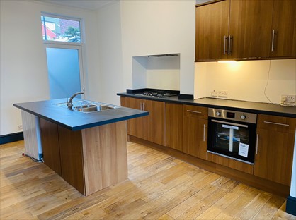 1 Bed Flat, Lawn Road, DN1