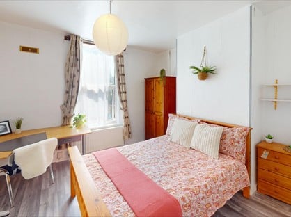 Room in a Shared House, Cromwell St, NG7