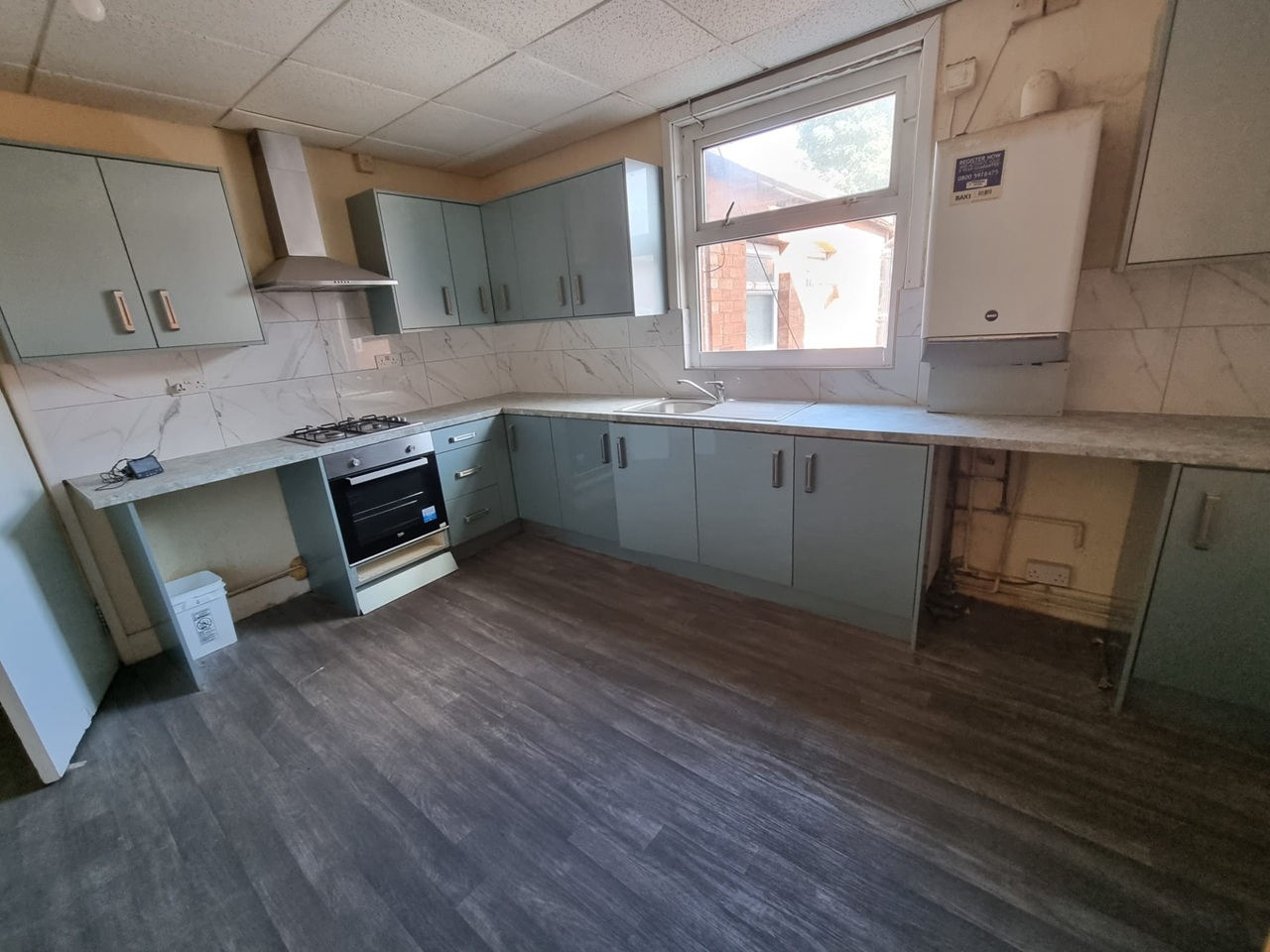 3 Bed Flat, Melton Road, LE4 photo 2