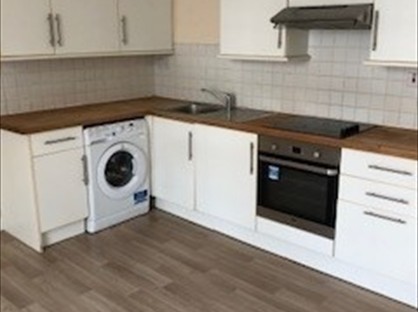 2 Bed Flat, West End, TR15