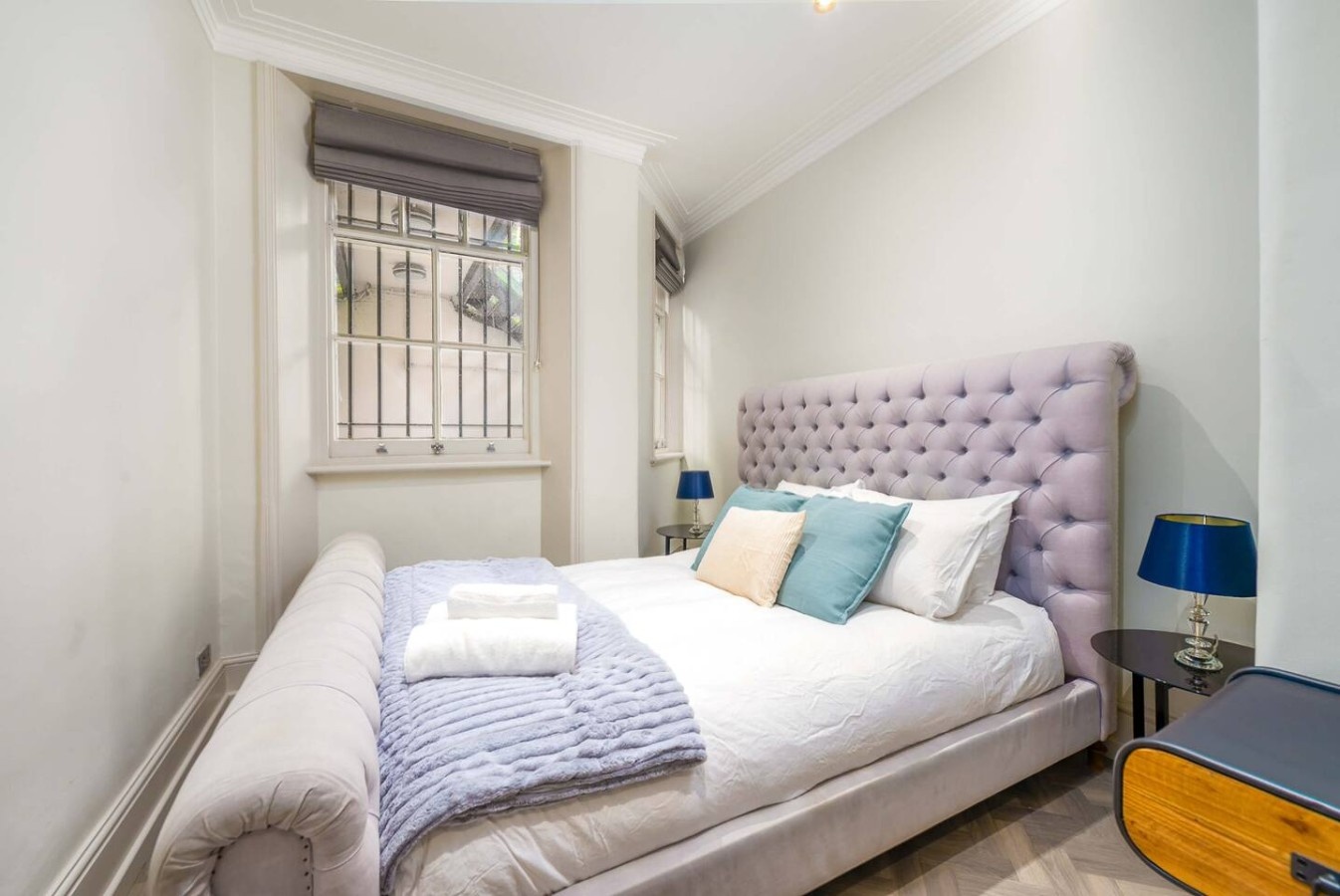 2 Bed Flat, Evelyn Gardens, SW7 photo 5
