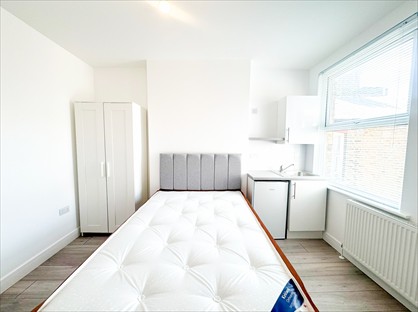 Studio Flat, Ripon Road, N17