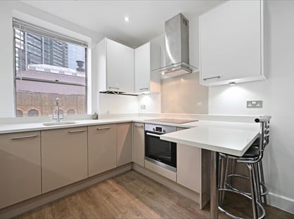 2 Bed Flat, Artillery Lane, E1