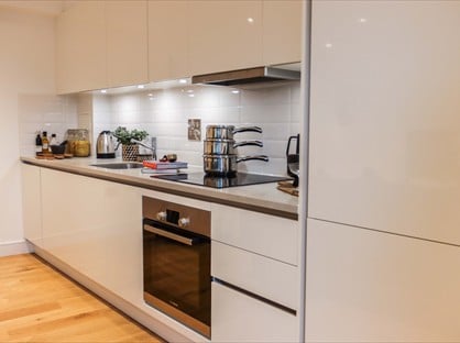 2 Bed Flat, Station Grove, HA0